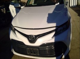 2018 TOYOTA CAMRY, WHITE, LE, 2.5L, AT,  Z24927